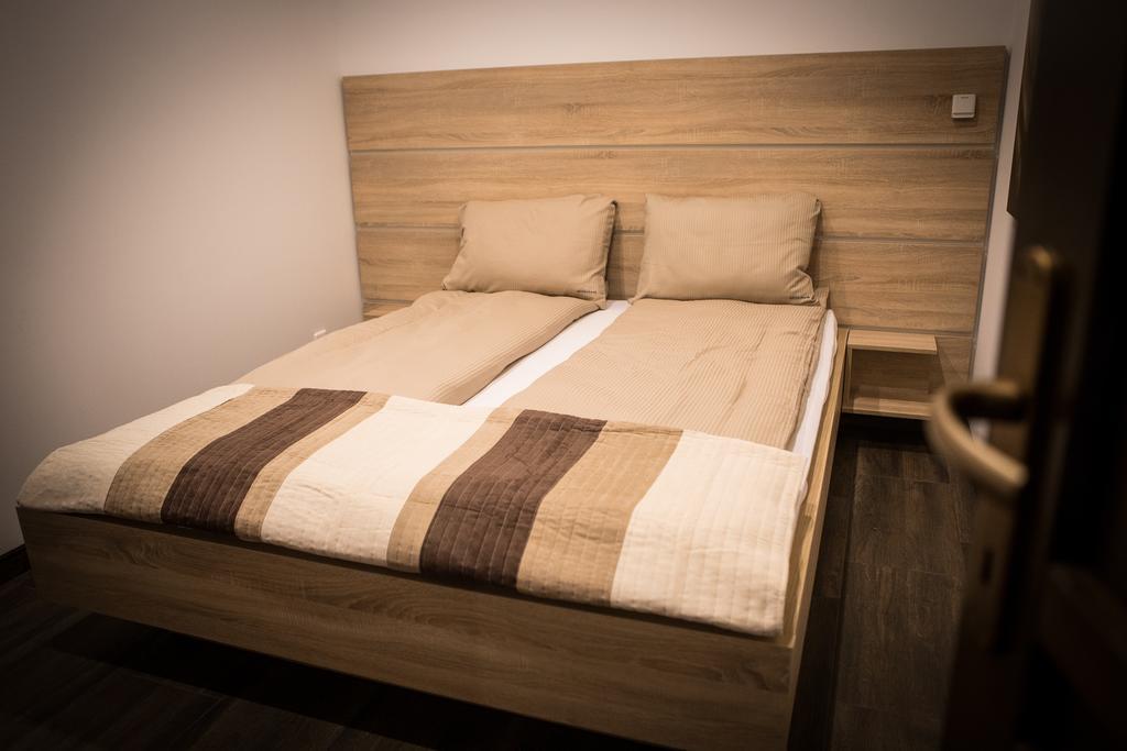 Relax Apartmanház Mórahalom Esterno foto